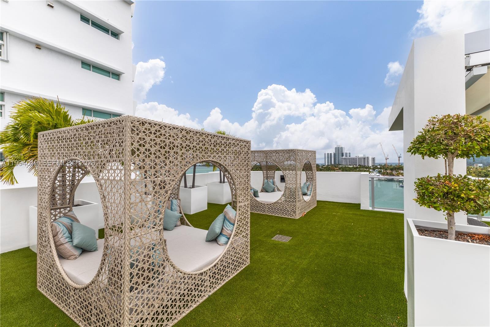 SERENO RESIDENCES CONDO - Residential