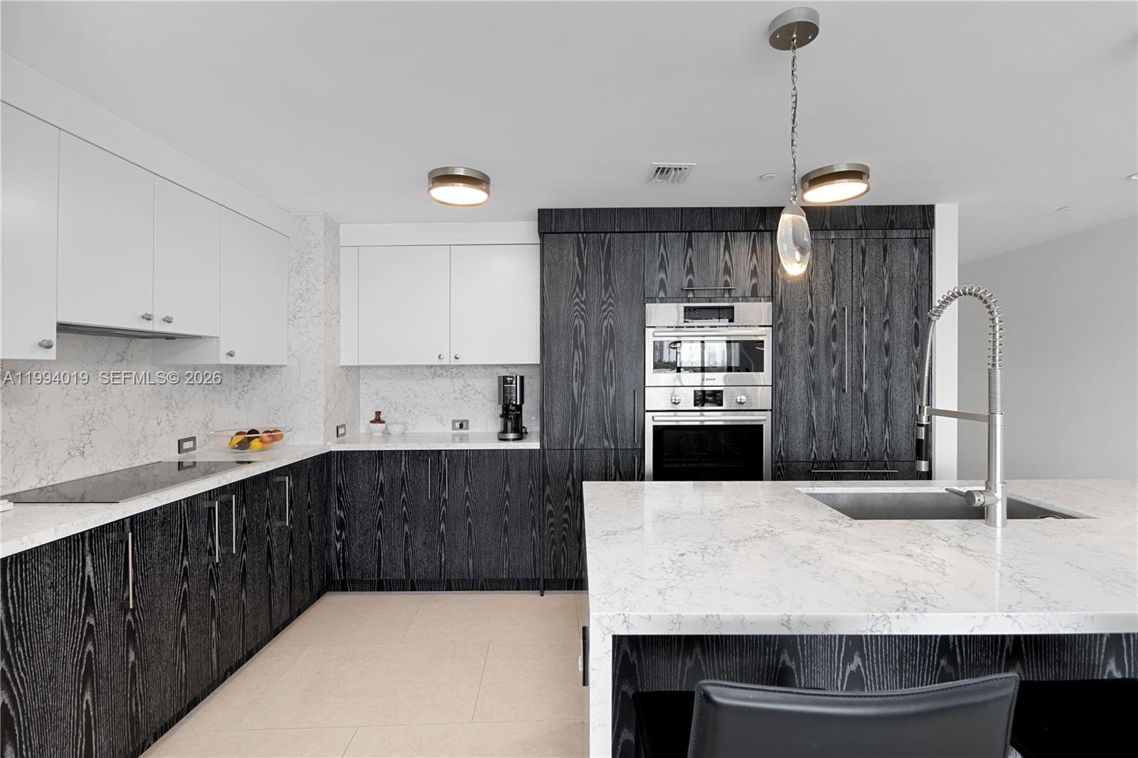 SERENO RESIDENCES CONDO - Residential