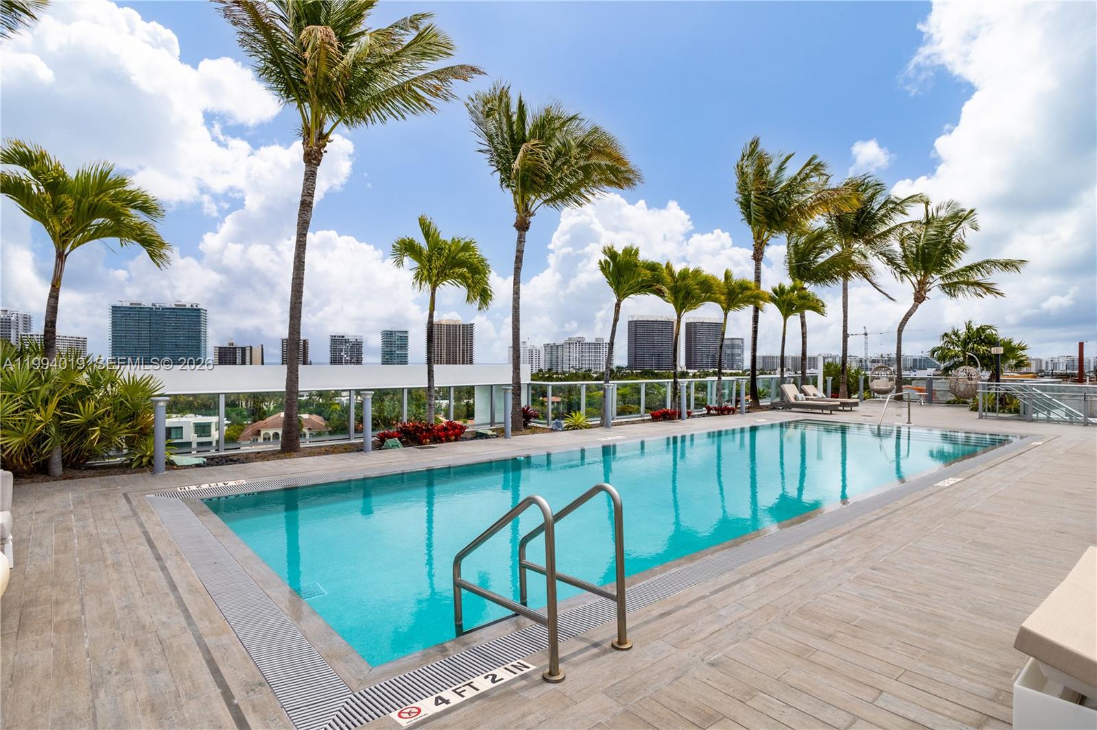 SERENO RESIDENCES CONDO - Residential