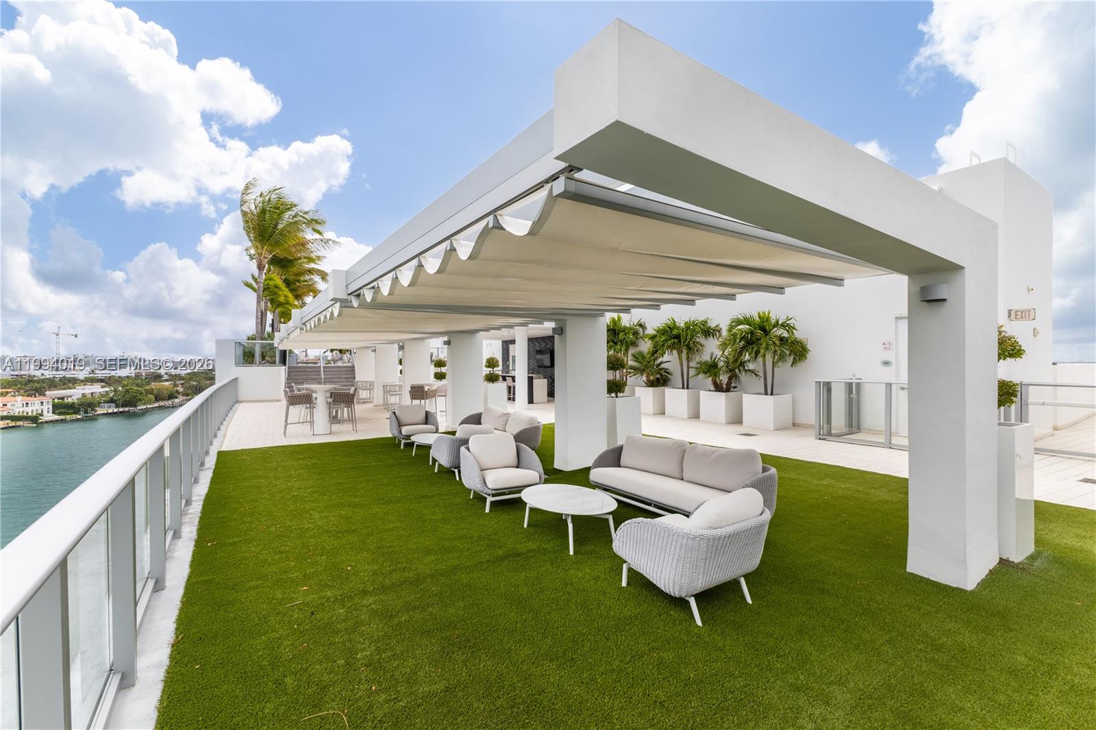 SERENO RESIDENCES CONDO - Residential