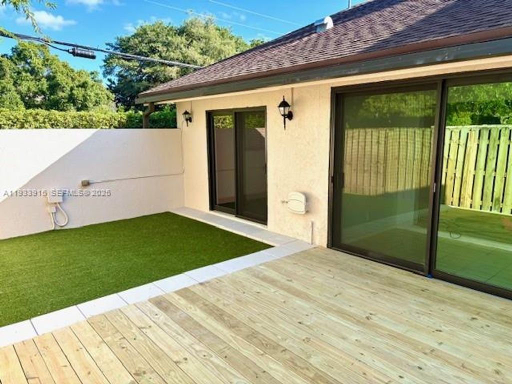 Photo of 2700 s. oakland Forest Dr #504, Oakland Park, FL 33309 (MLS # A11933915)