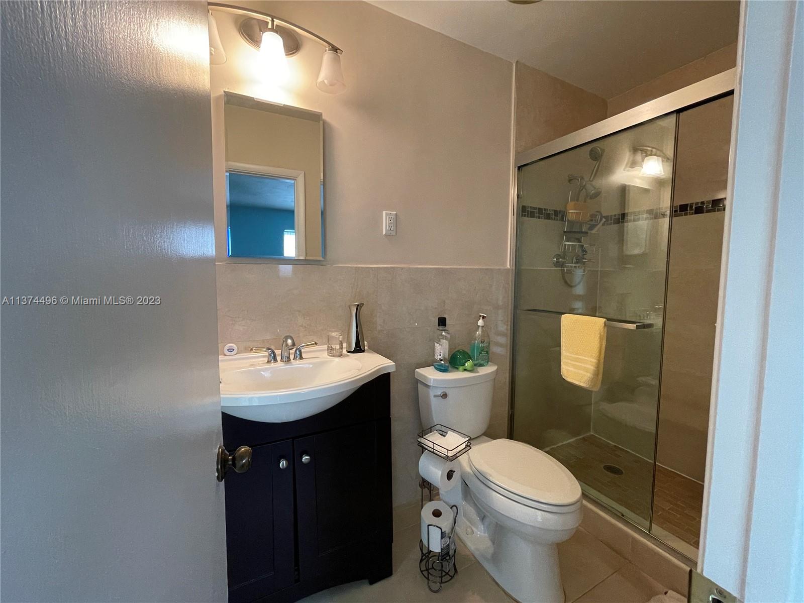 DARLINGTON MANOR - Residential