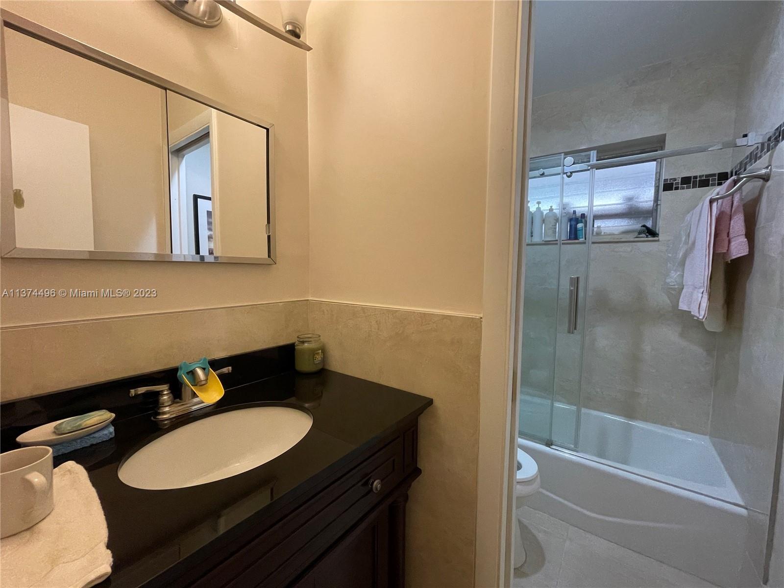 DARLINGTON MANOR - Residential