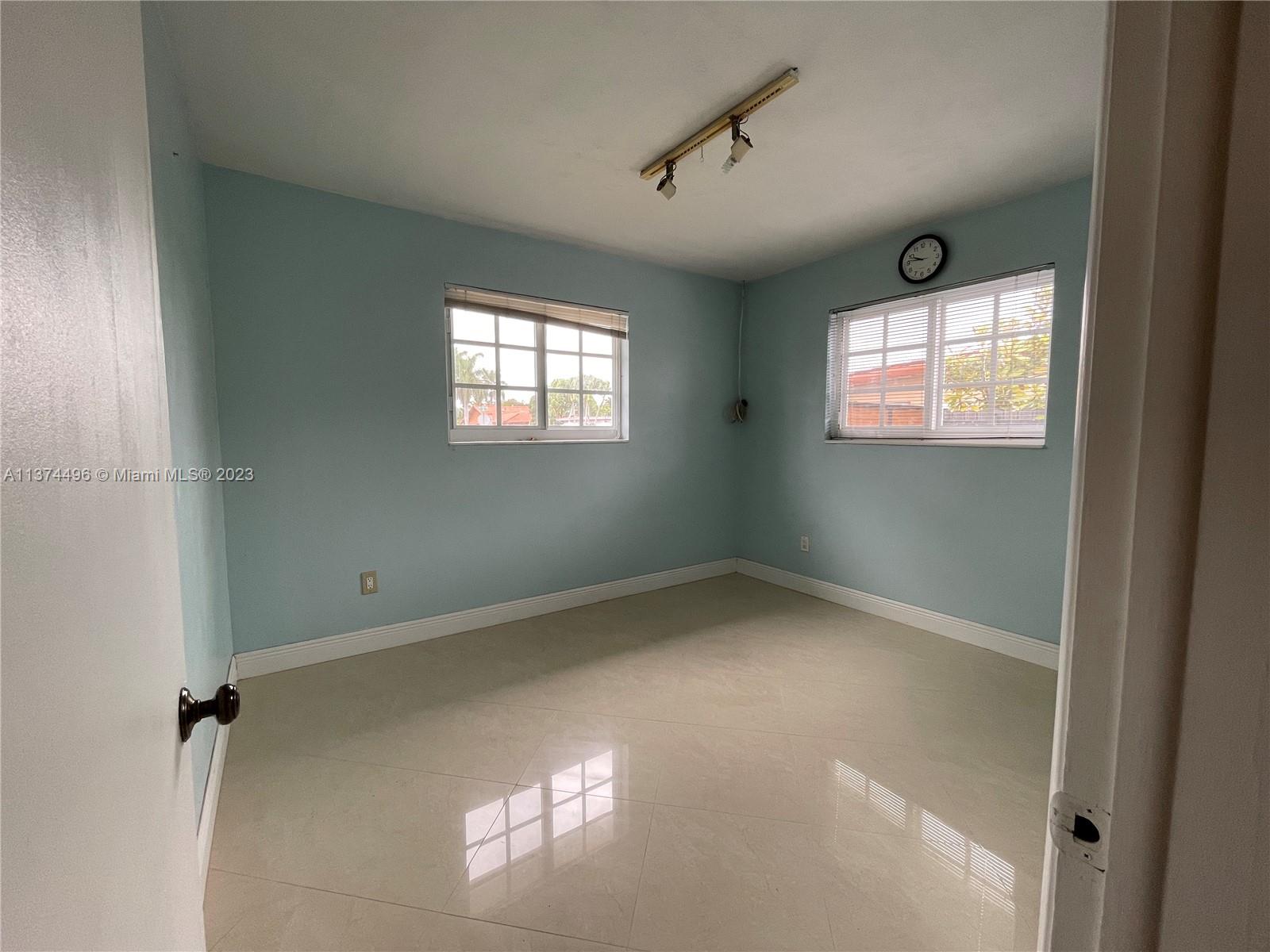 DARLINGTON MANOR - Residential