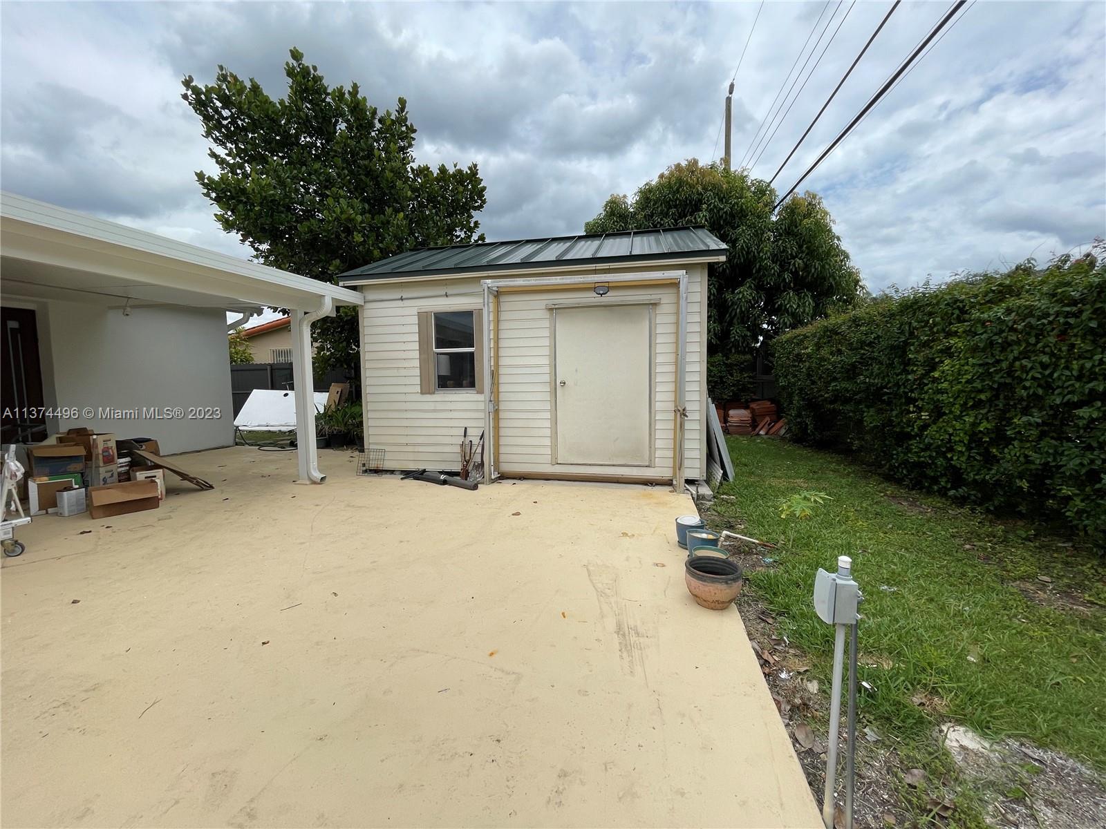 DARLINGTON MANOR - Residential