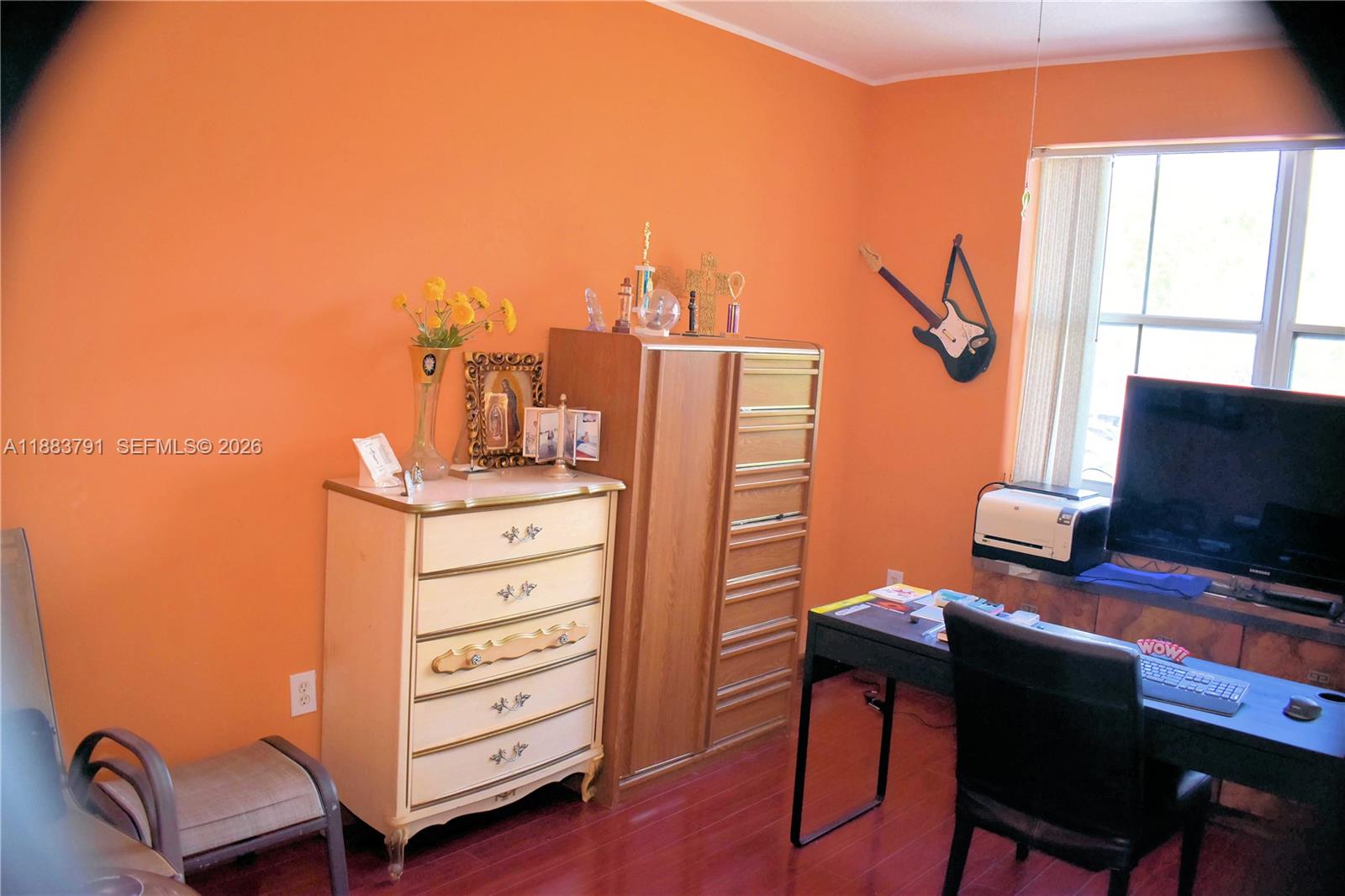 THE COURTS AT DORAL ISLES - Residential