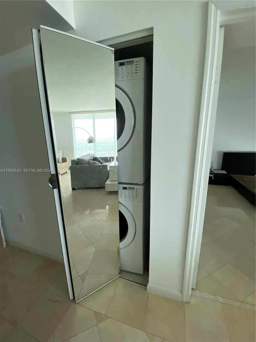 SKYLINE ON BRICKELL CONDO - Residential Lease