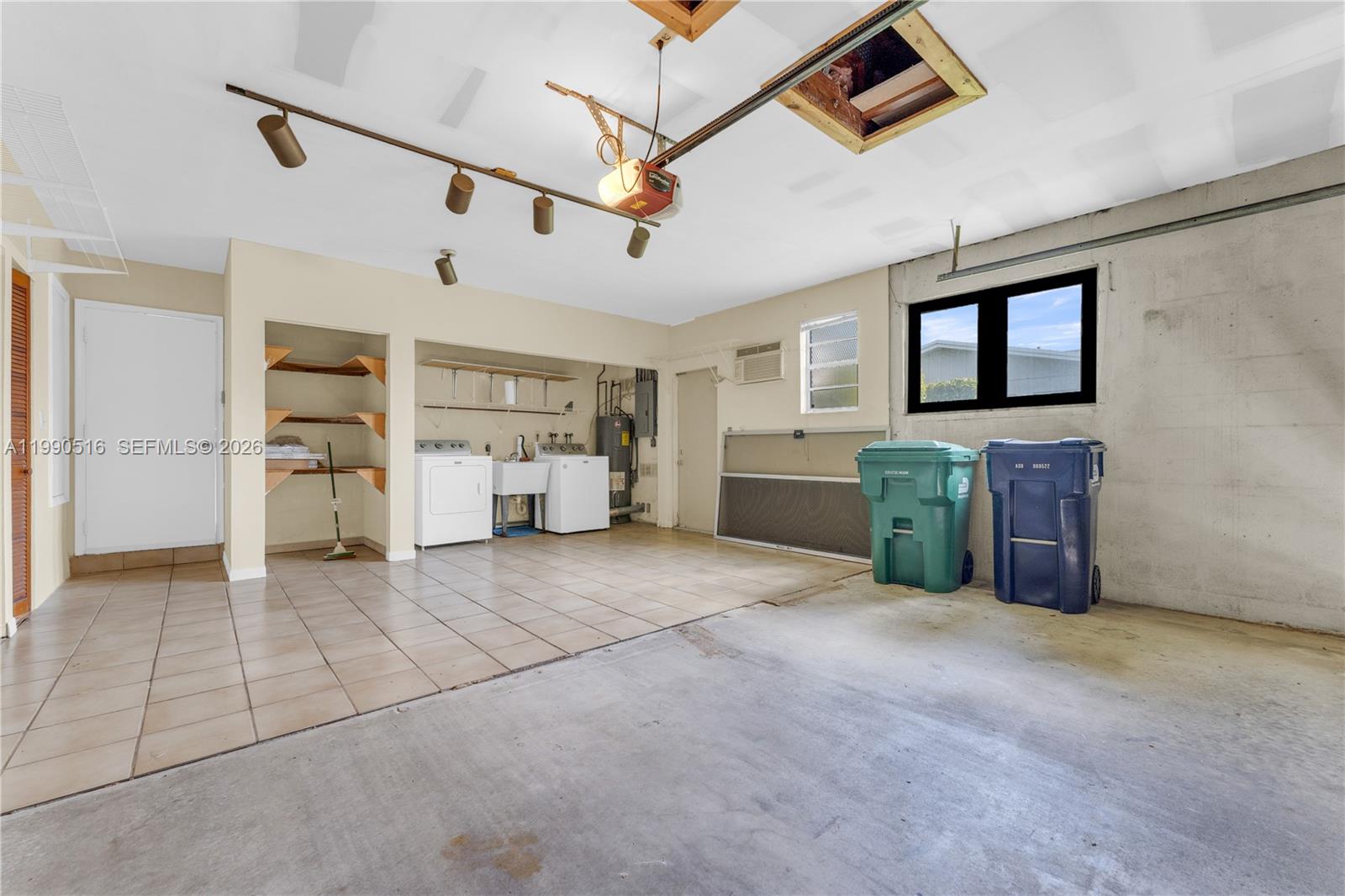 KENDALE SEC 4 - Residential