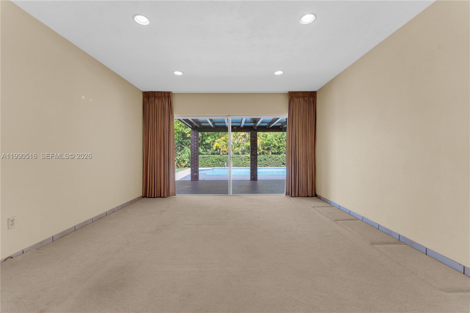 KENDALE SEC 4 - Residential