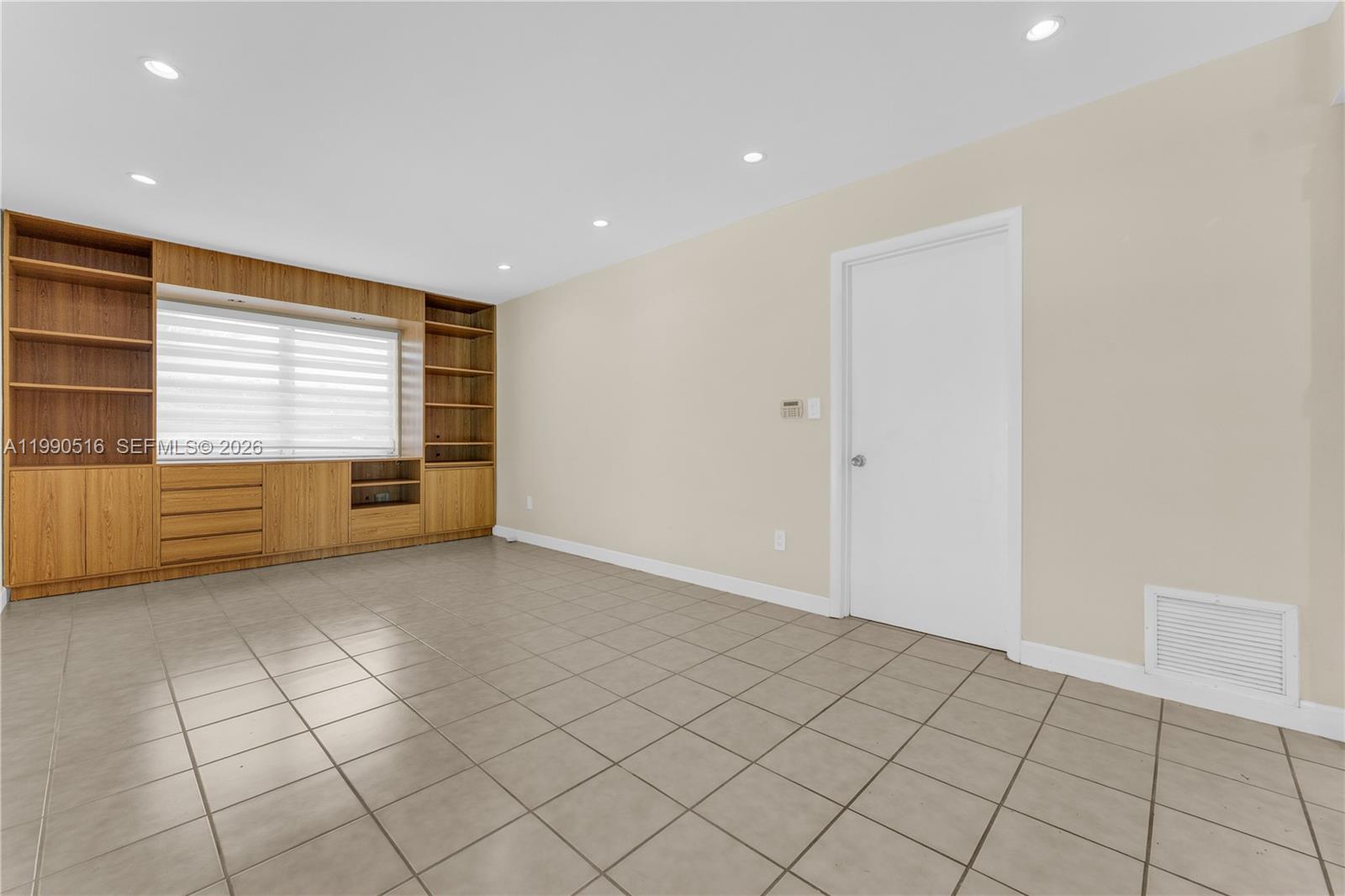 KENDALE SEC 4 - Residential