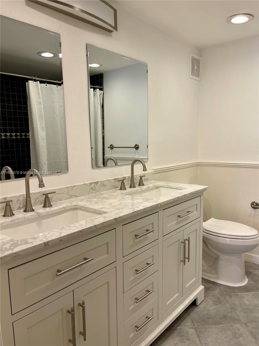 BUILDING SIX OF RACQUET C - Residential Lease