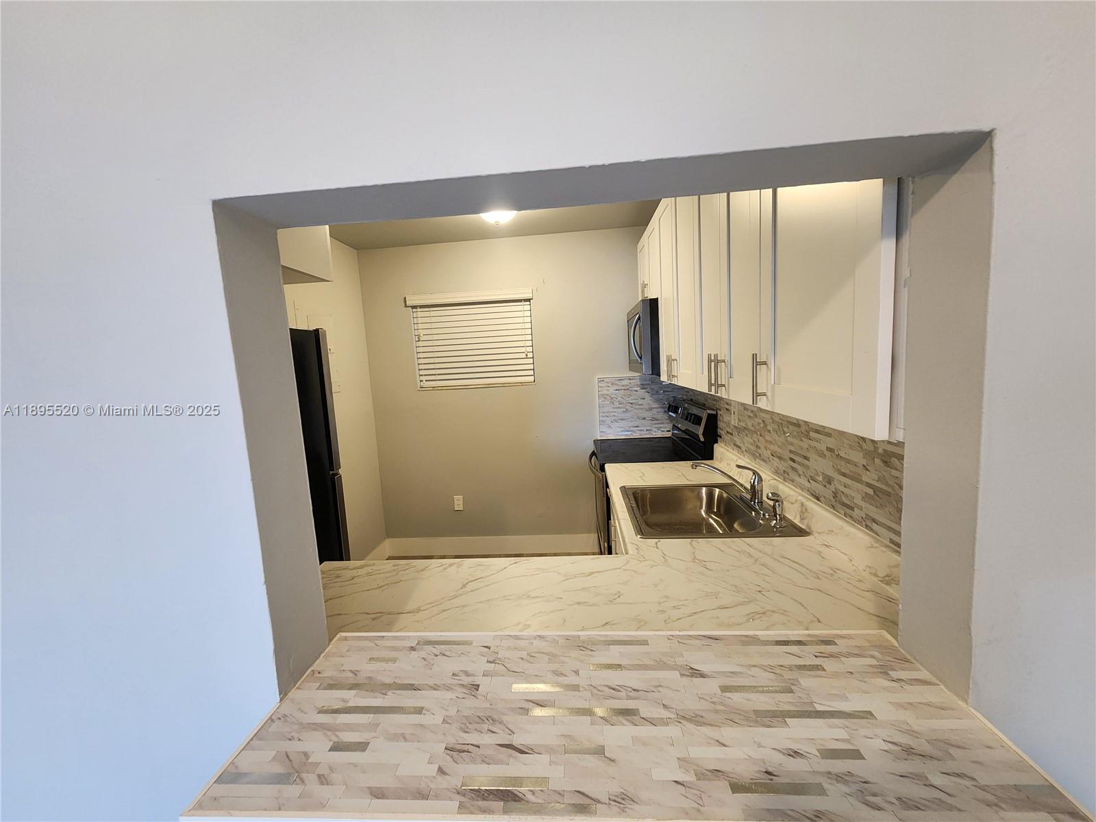 View photos, virtual tours, details... 11309 SW 200th St 303-C