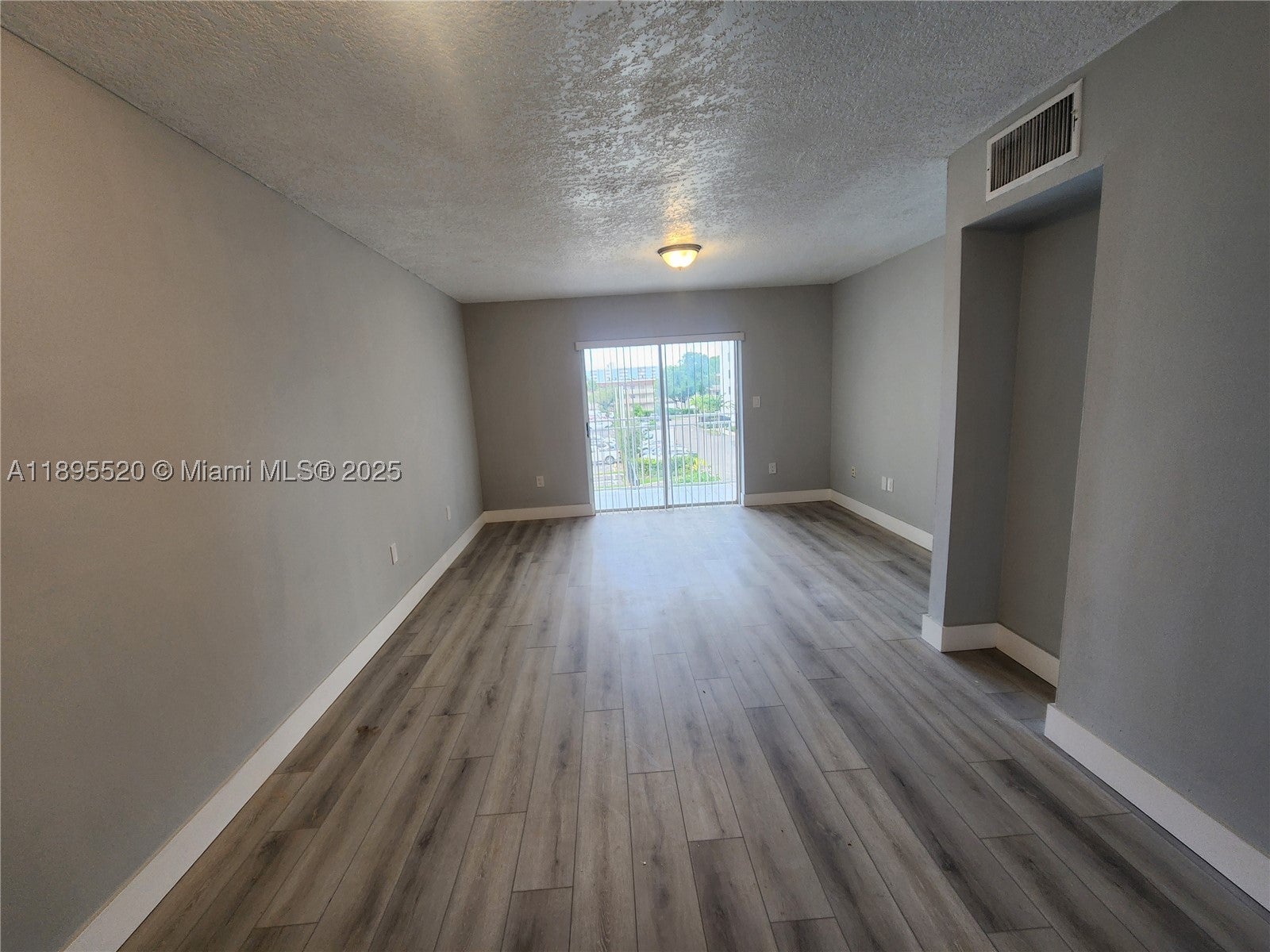 11309 SW 200th St 303-C