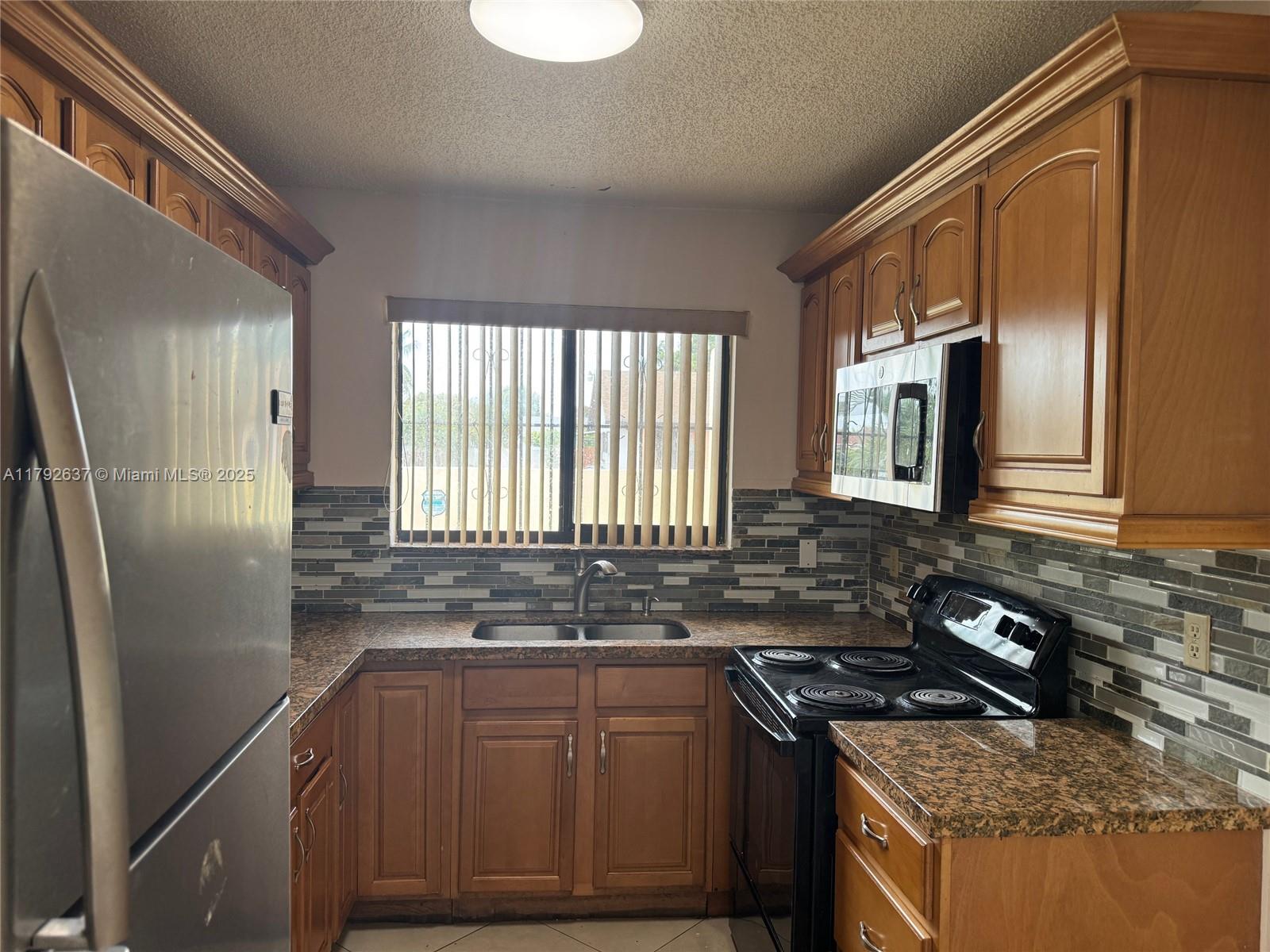 LAKES OF ACADIA UNIT 6 - Residential