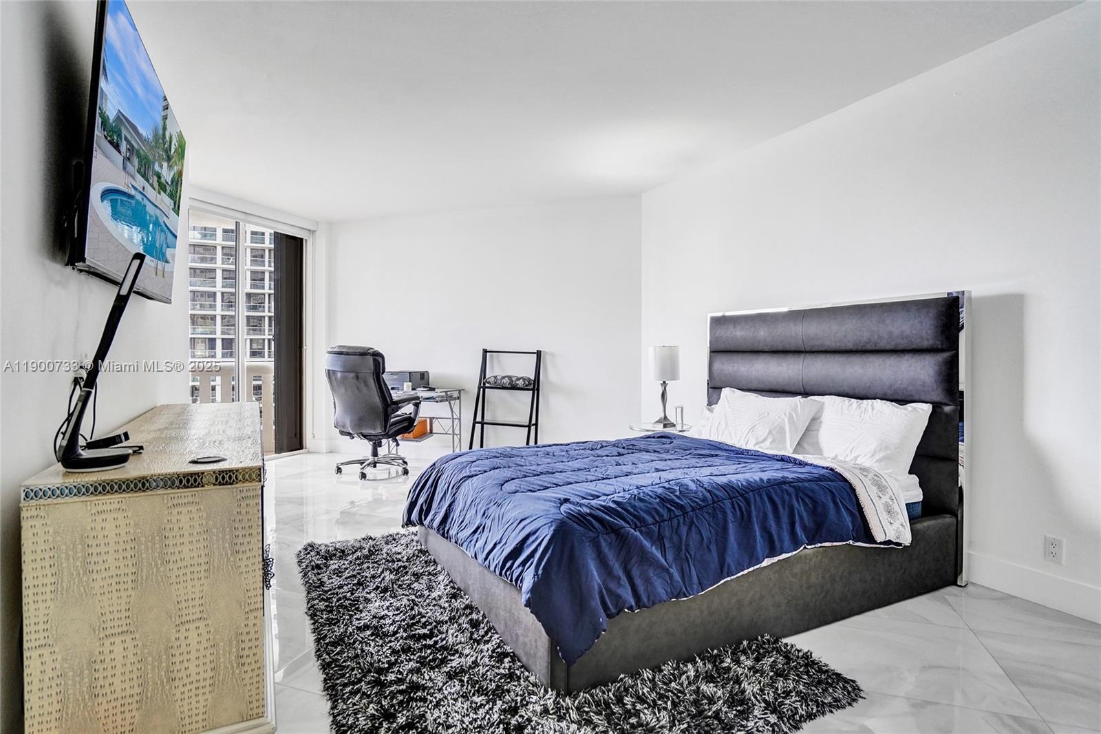 3000 ISL BLVD WILLIAMS IS - Residential