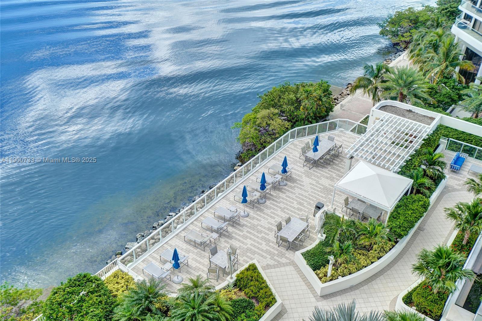 3000 ISL BLVD WILLIAMS IS - Residential