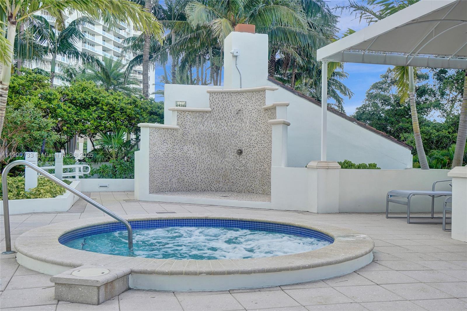 3000 ISL BLVD WILLIAMS IS - Residential