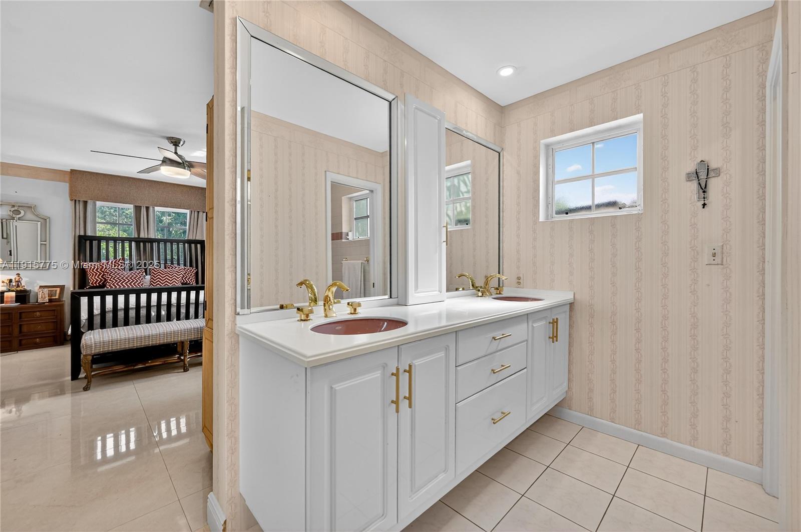 OLD CUTLER SOUTH SEC 2 - Residential Lease