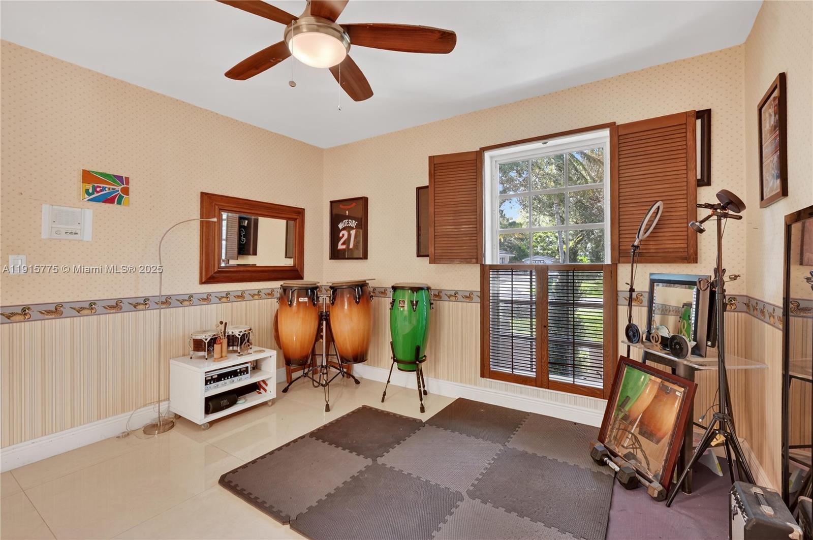 OLD CUTLER SOUTH SEC 2 - Residential Lease