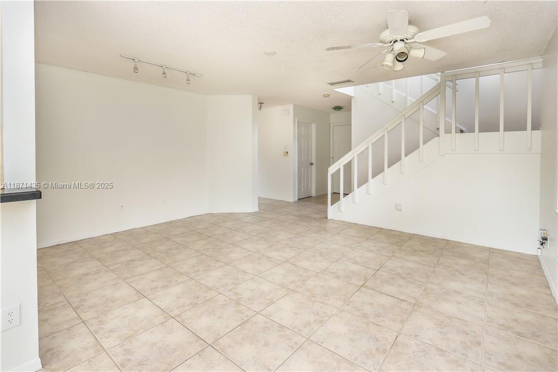 PEMBROKE ISLES - Residential Lease