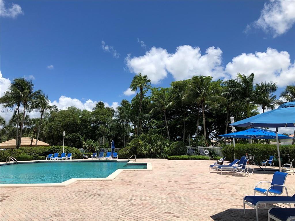 PEMBROKE ISLES - Residential Lease