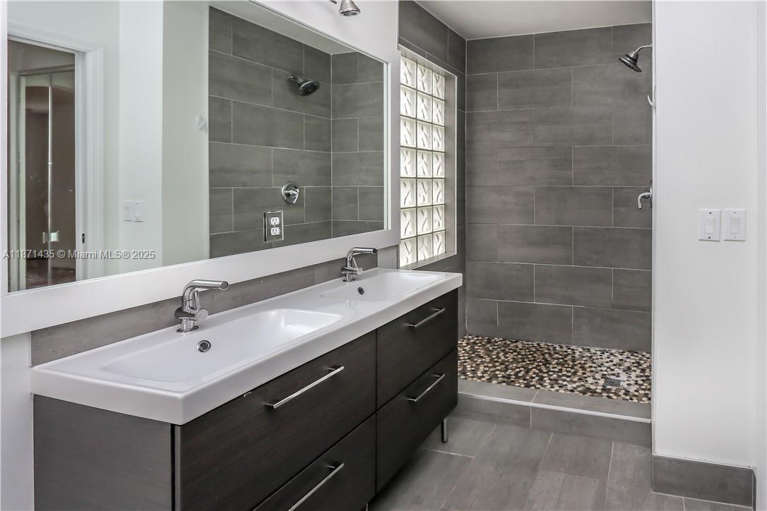 PEMBROKE ISLES - Residential Lease