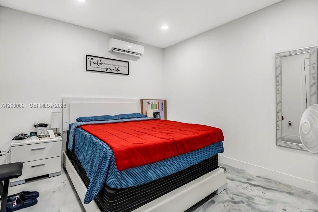 BOULEVARD HEIGHTS SECTION - Residential