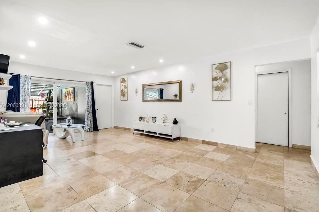 BOULEVARD HEIGHTS SECTION - Residential