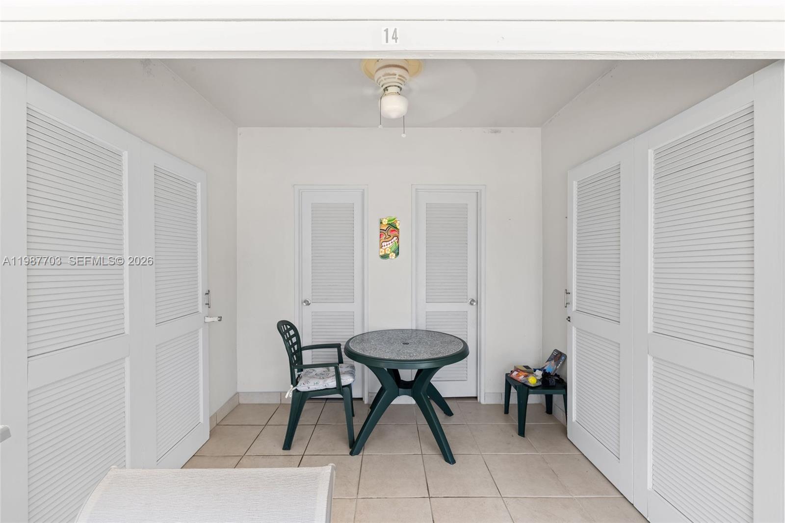 5055 Collins Ave CAB14