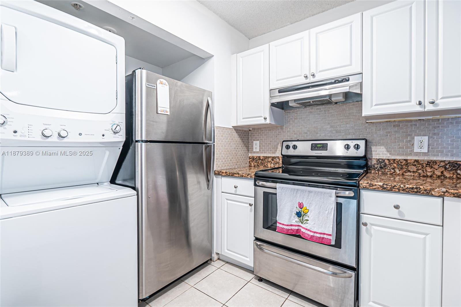 SHERIDAN EAST CONDO BLDG 1 - Residential Lease