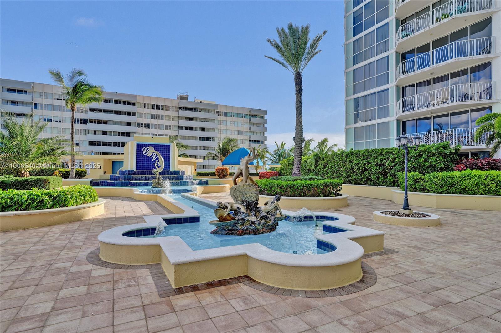 THE GRANDVIEW PALACE COND - Residential