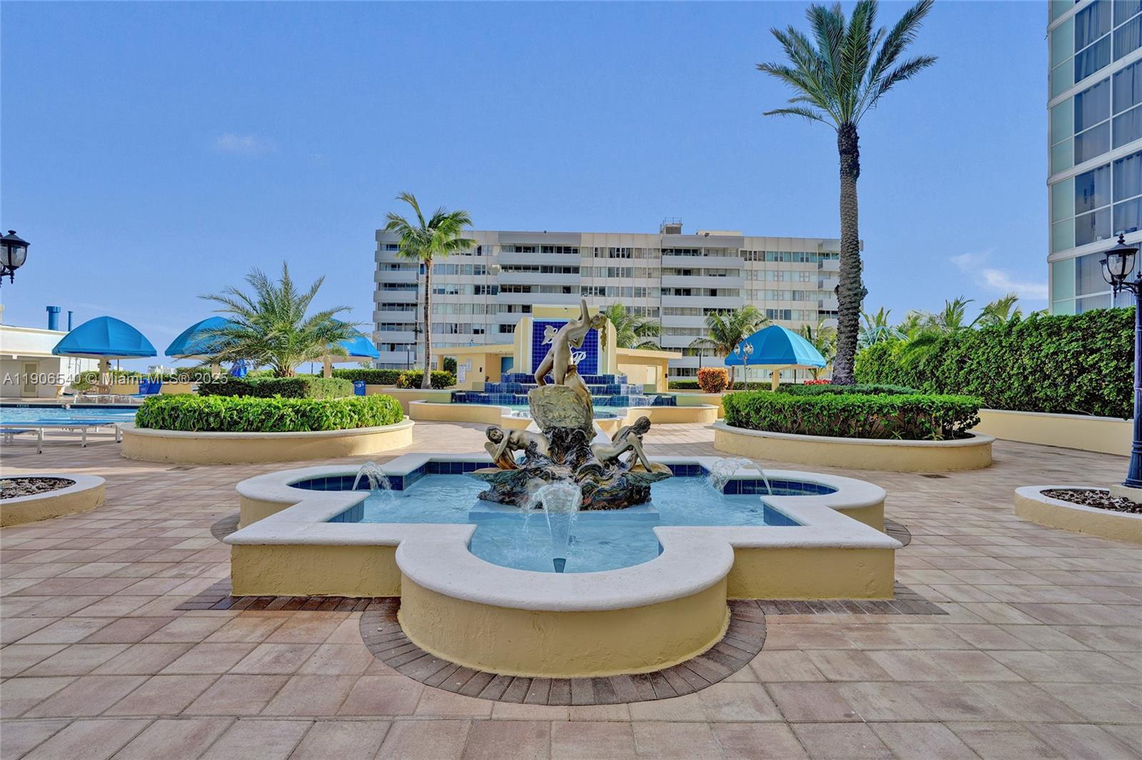 THE GRANDVIEW PALACE COND - Residential