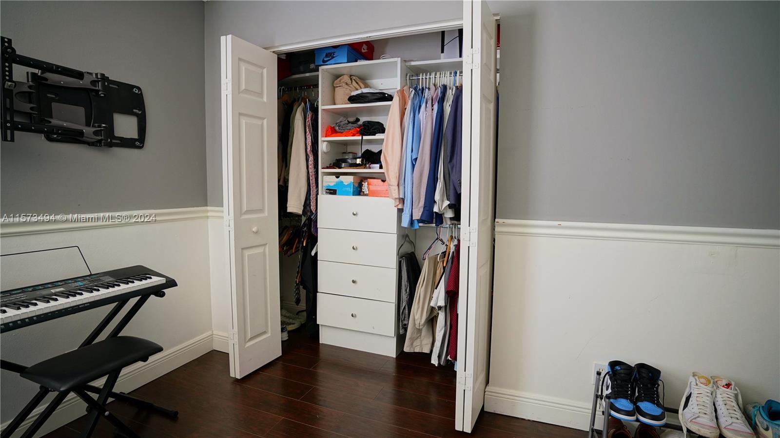 SILVER SHORES (PARCELS A - Residential