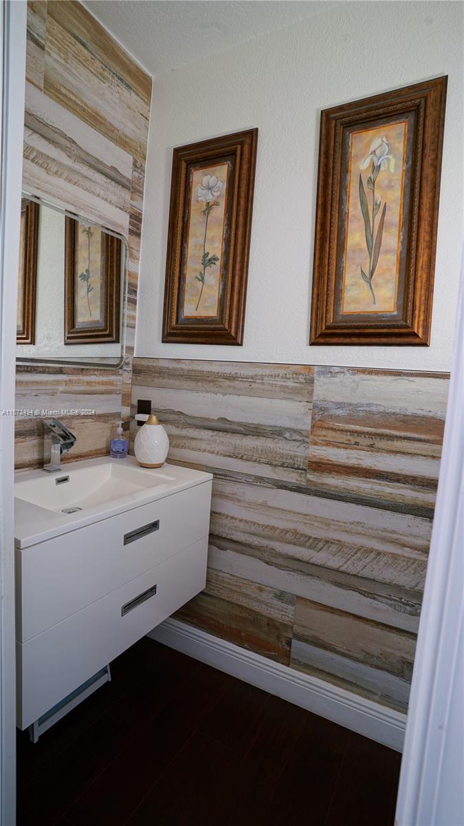 SILVER SHORES (PARCELS A - Residential