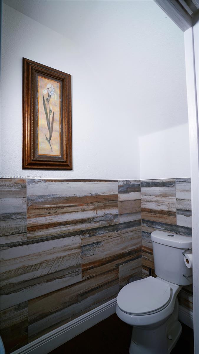 SILVER SHORES (PARCELS A - Residential