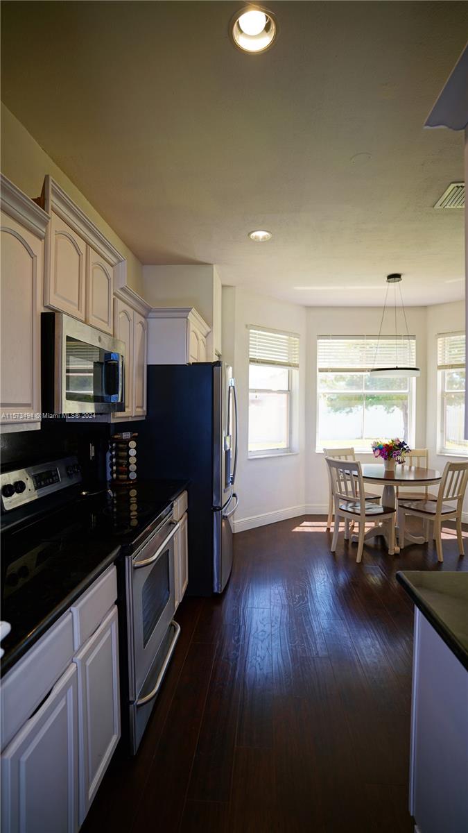 SILVER SHORES (PARCELS A - Residential