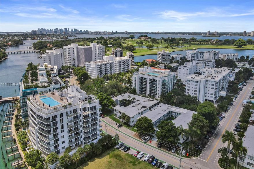 Beautifully remodeled 1 bed / 1 bath in Bay Harbor Islands! Open floor plan, updated kitchen & bath, and filled with natural light. Move-in ready and just minutes from Bal Harbour Shops, dining, beaches, and top-rated schools.
First month and deposit only.