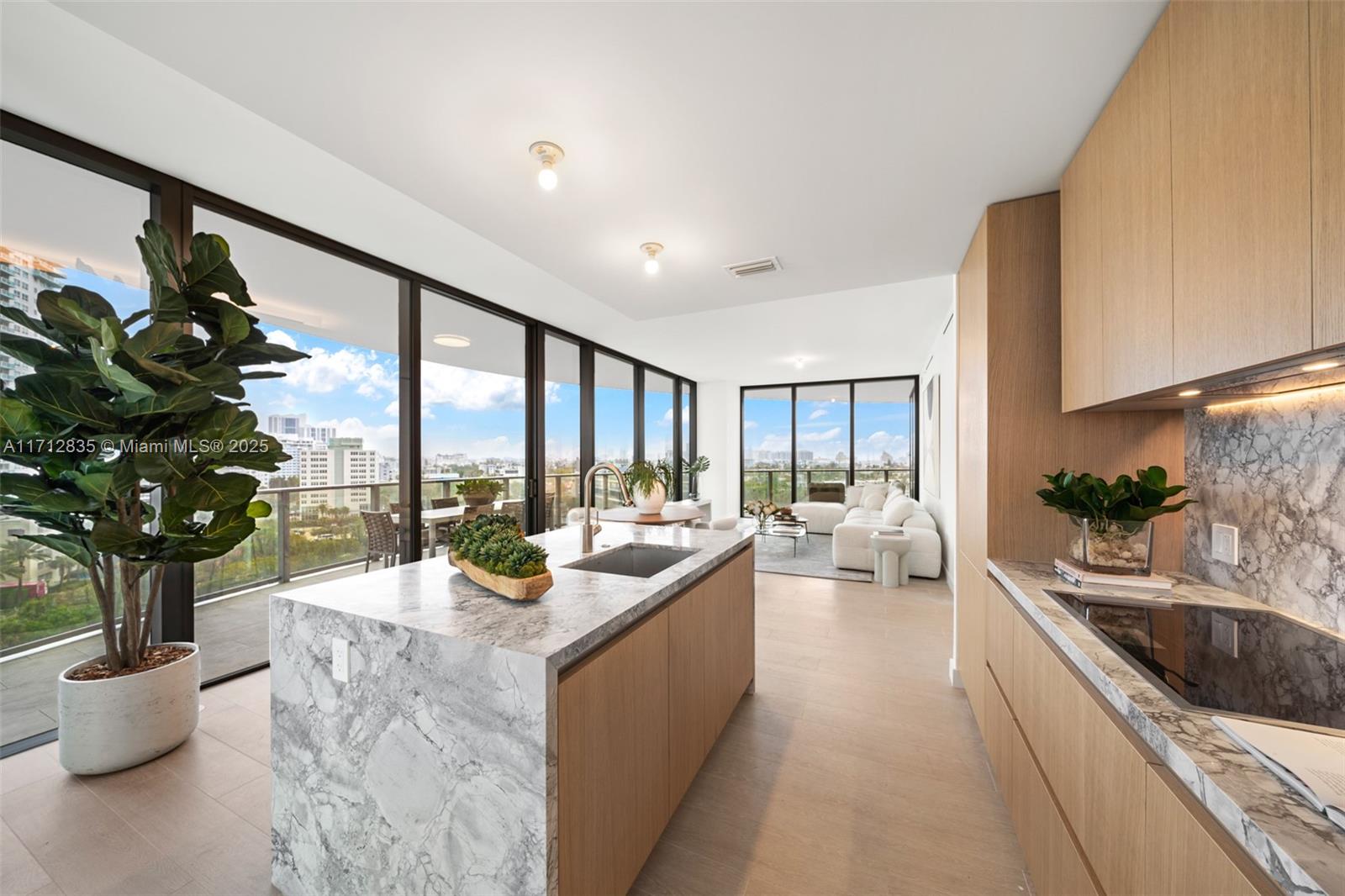 FIVE PARK - Residential