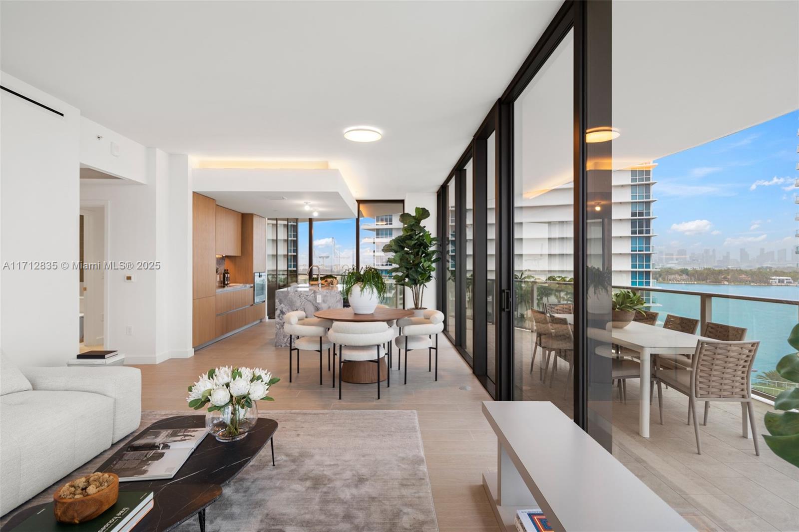 FIVE PARK - Residential