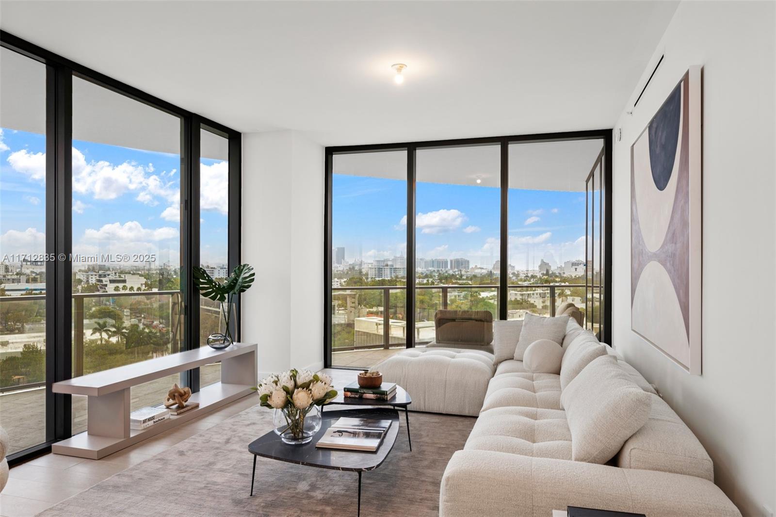 FIVE PARK - Residential