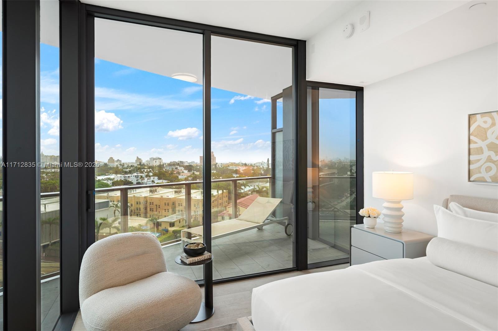 FIVE PARK - Residential