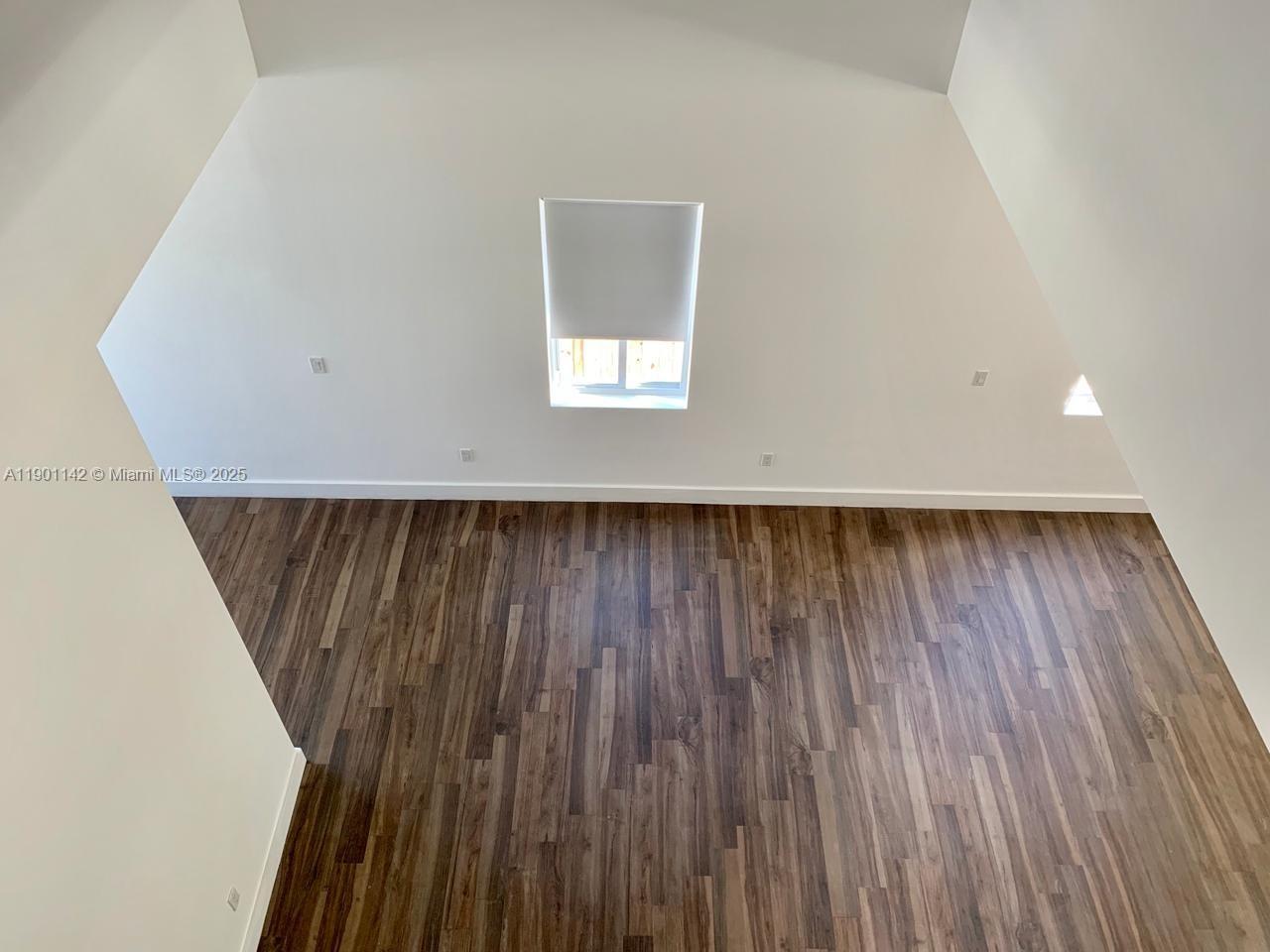 AVALON SUB - Residential Lease