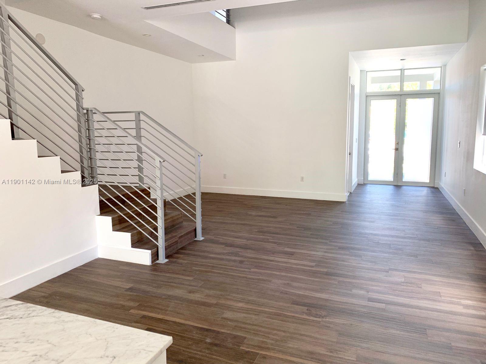 AVALON SUB - Residential Lease