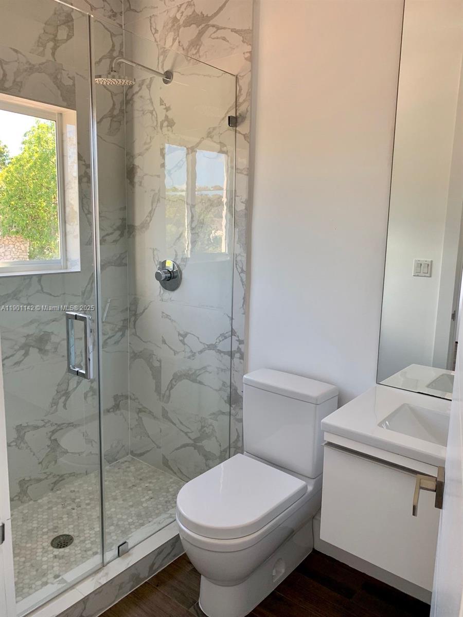 AVALON SUB - Residential Lease