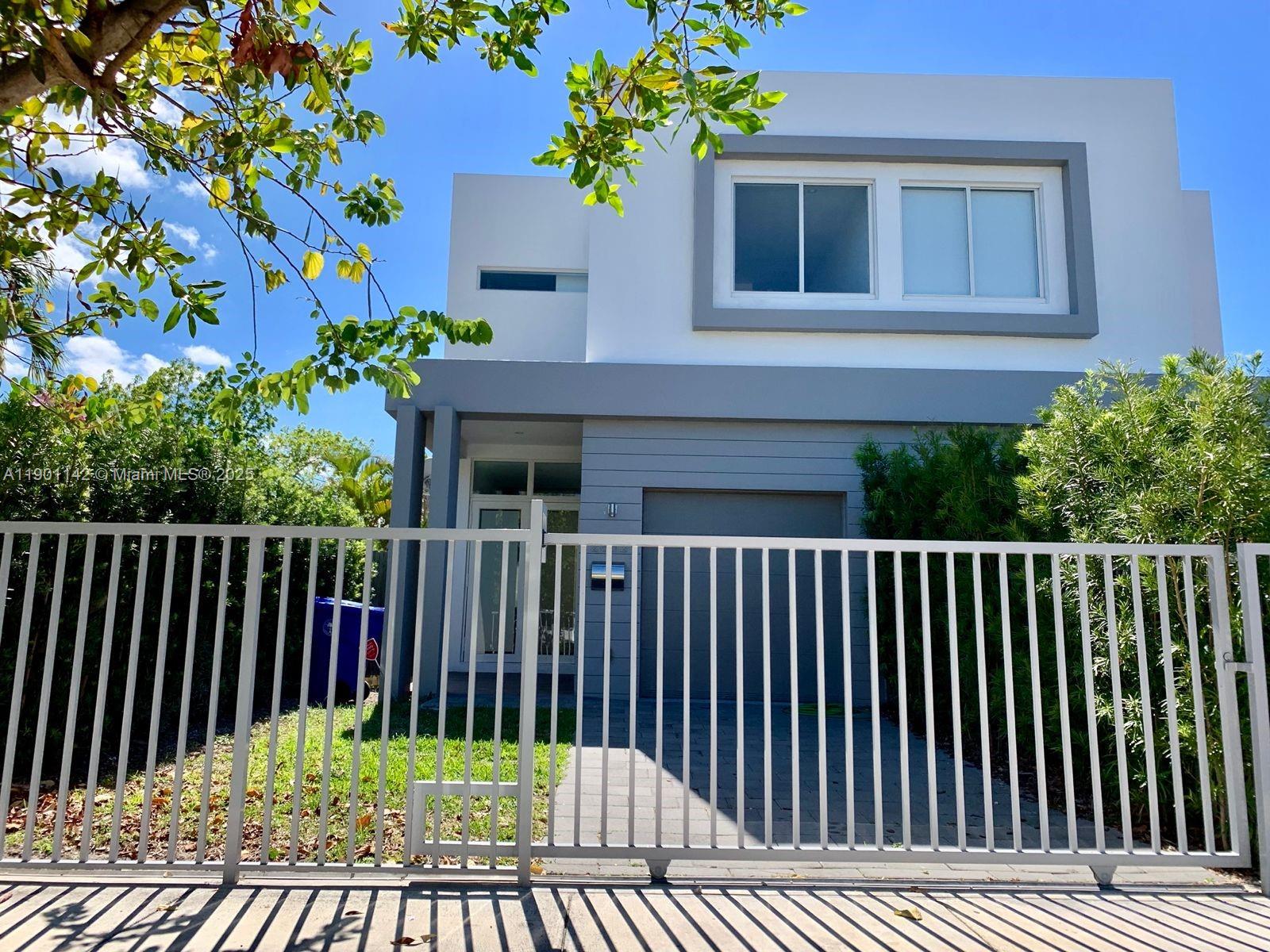 AVALON SUB - Residential Lease