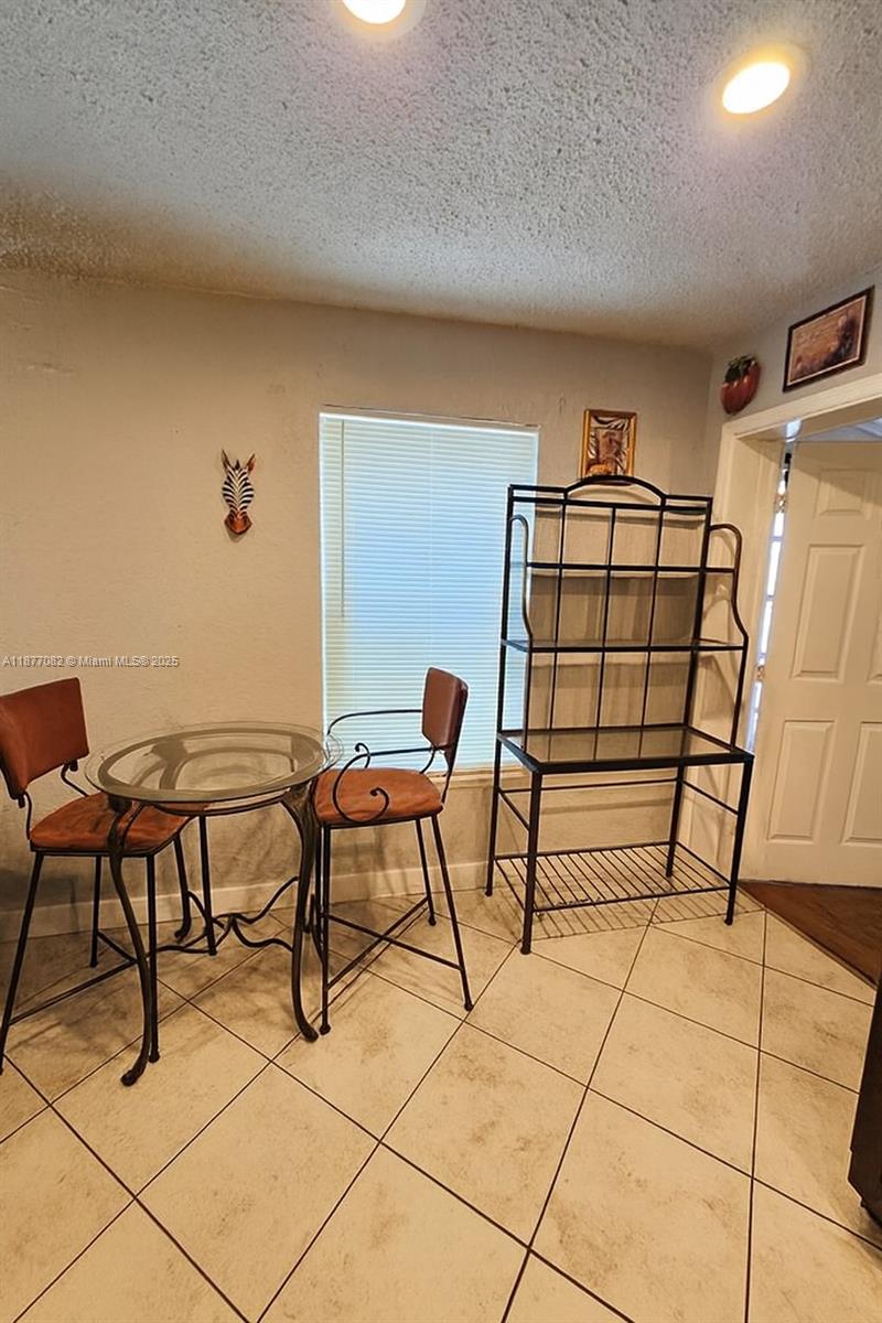 PARK MANOR - Residential