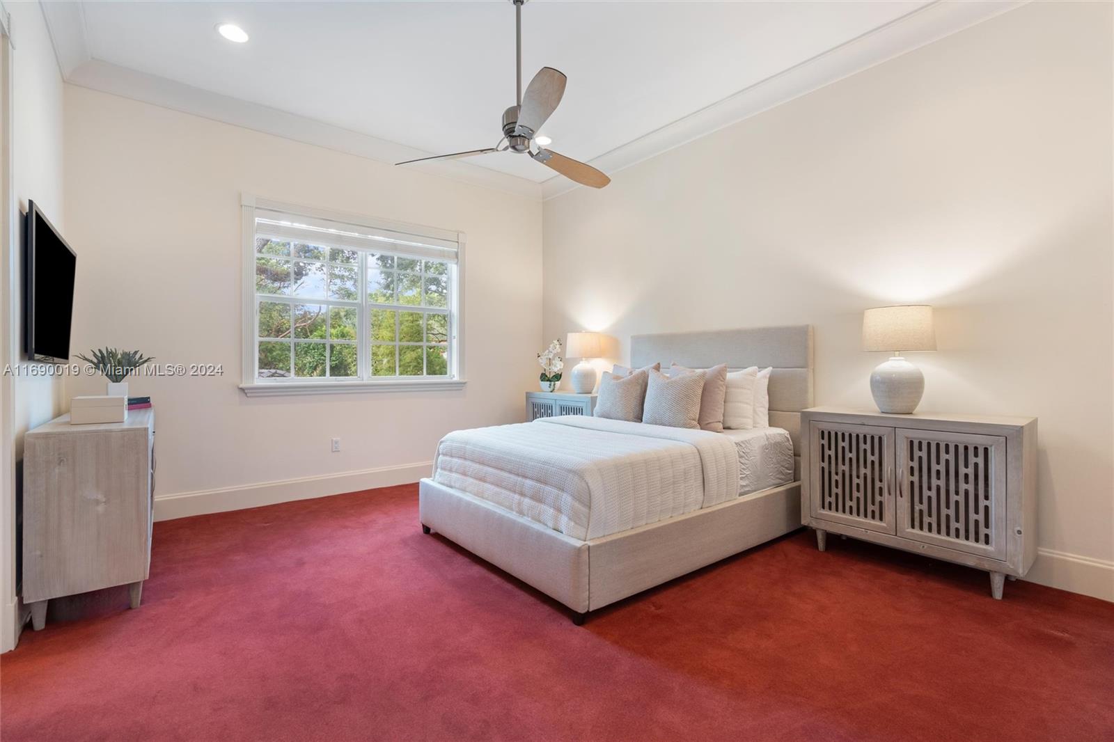 KERRWOOD OAKS - Residential