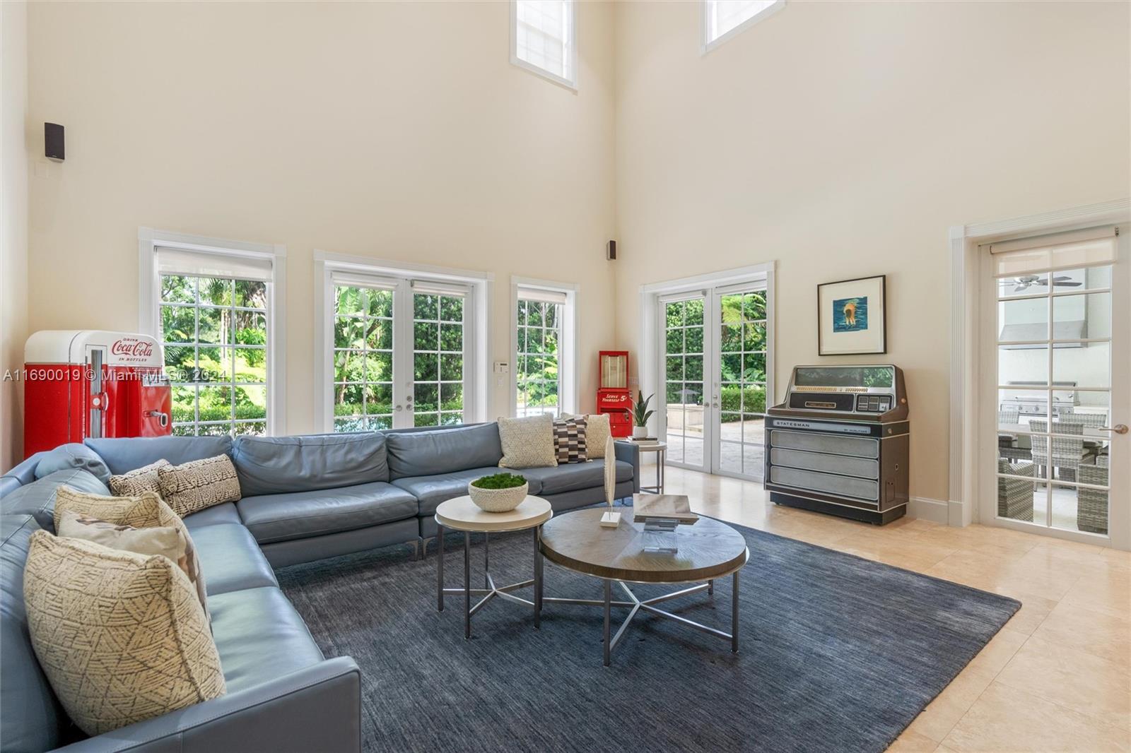 KERRWOOD OAKS - Residential