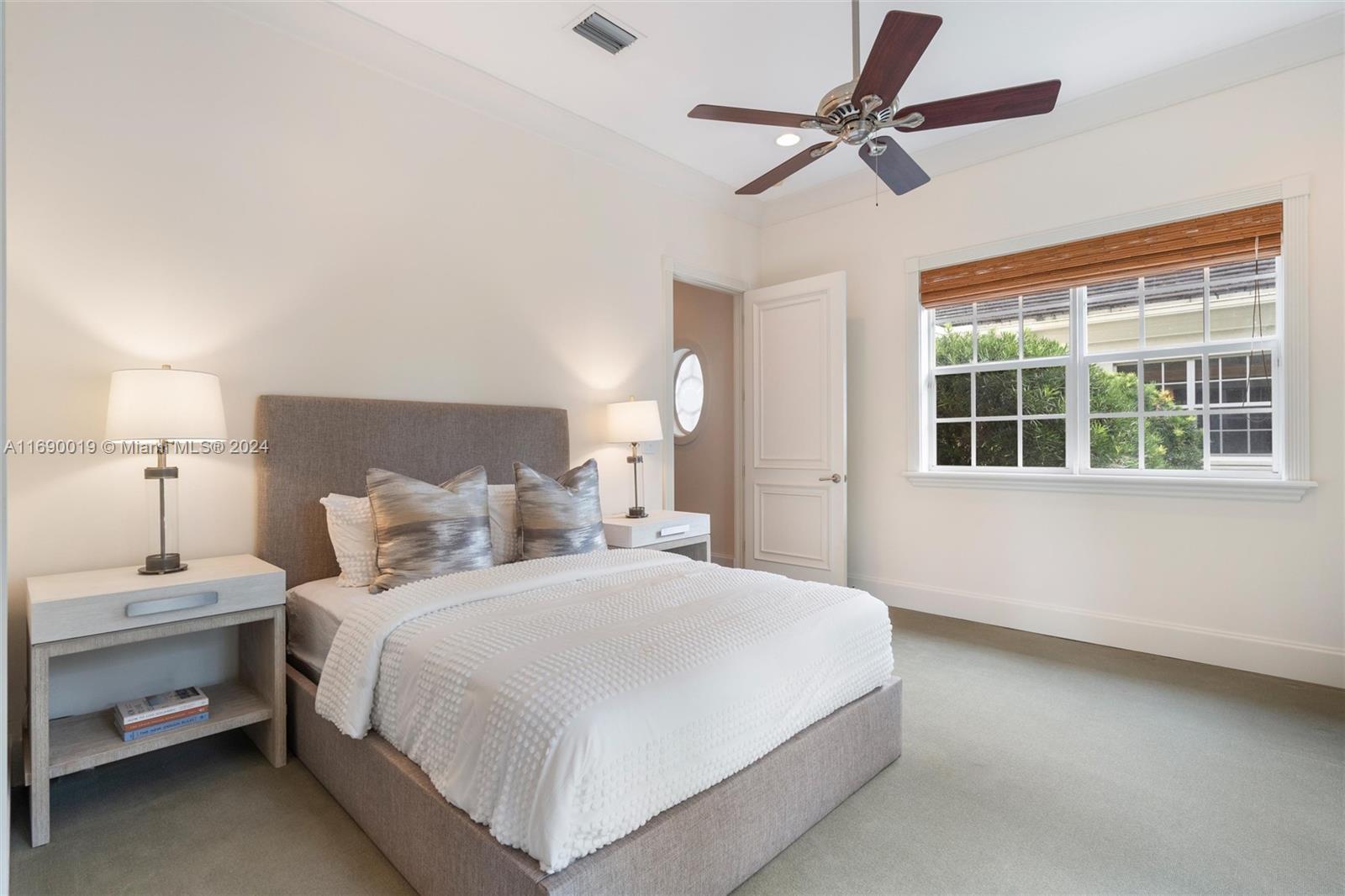 KERRWOOD OAKS - Residential