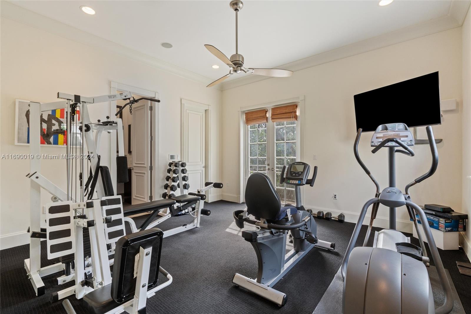 KERRWOOD OAKS - Residential